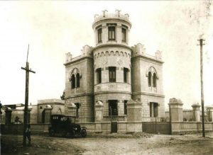 AVENIDA FASCIO ESQUINA LAMADRID CASA DE PABLO TRAMONTINI DECADA DEL 20