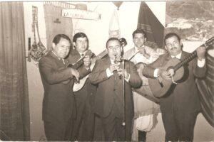 Peña del Gaucho Martín - De izquierda a derecha:  Cristobal Chañi (Foro), Hugo Rojas (cuñado de  Amaranto),  Amaranto Chañi, Gaucho Martín y Luis Chañi
